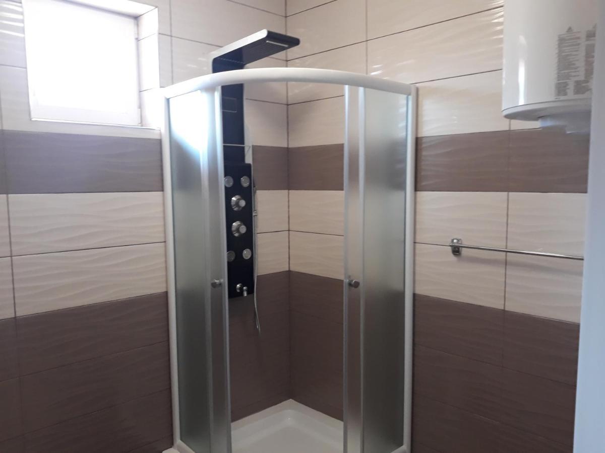 Andi Apartman Pacir Bagian luar foto