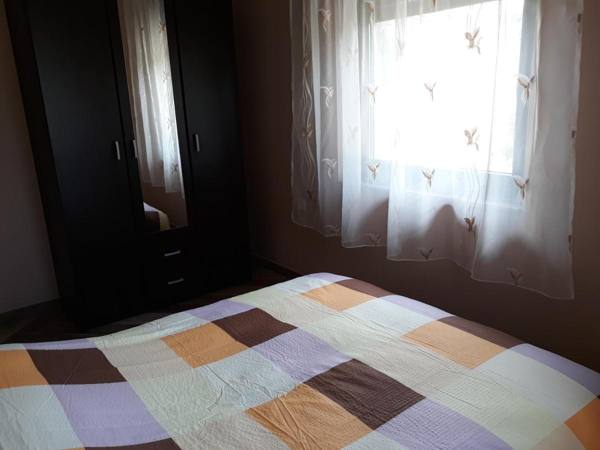 Andi Apartman Pacir Bagian luar foto