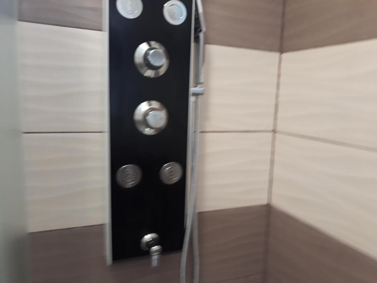 Andi Apartman Pacir Bagian luar foto