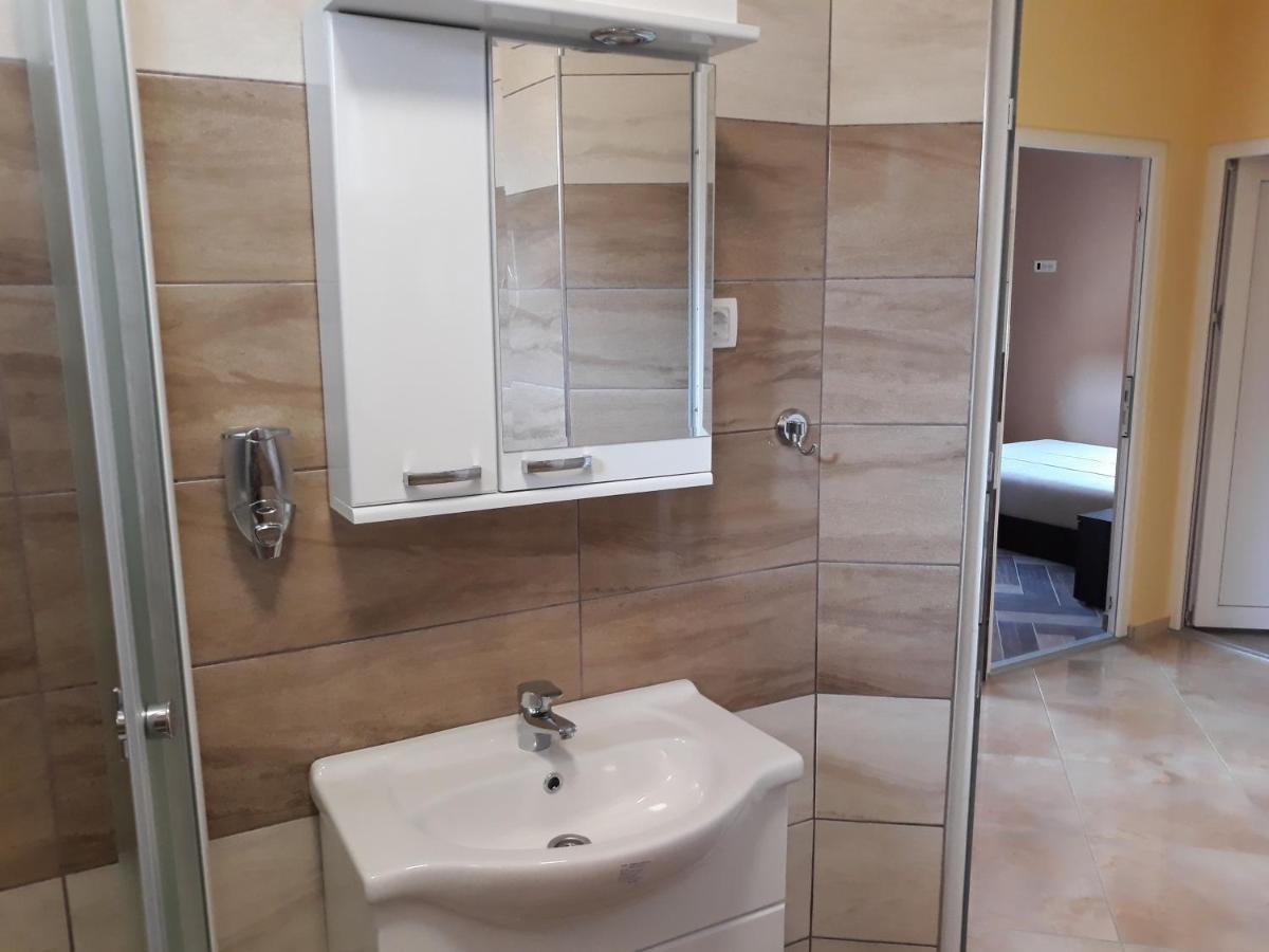 Andi Apartman Pacir Bagian luar foto